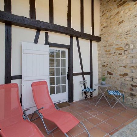 Domaine Des Trois Chateaux Moisenay Bagian luar foto