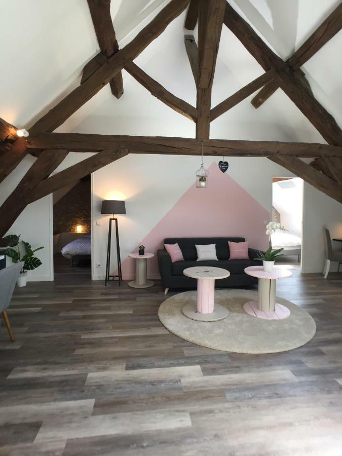 Domaine Des Trois Chateaux Moisenay Bagian luar foto