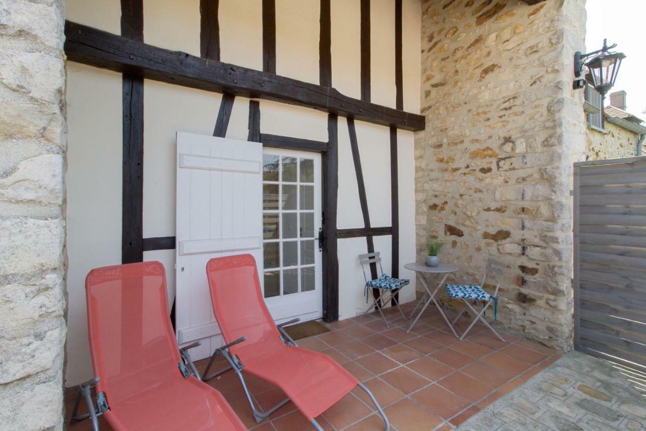 Domaine Des Trois Chateaux Moisenay Bagian luar foto