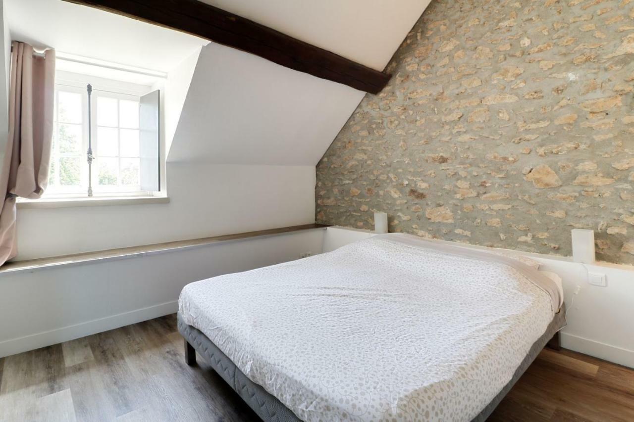 Domaine Des Trois Chateaux Moisenay Bagian luar foto